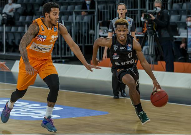 翻天覆地的 翻天覆地的